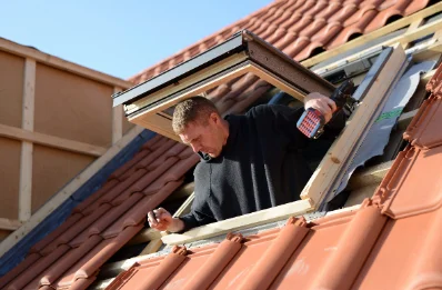 Pose de fenêtres de toit Velux à Esclainvillers
